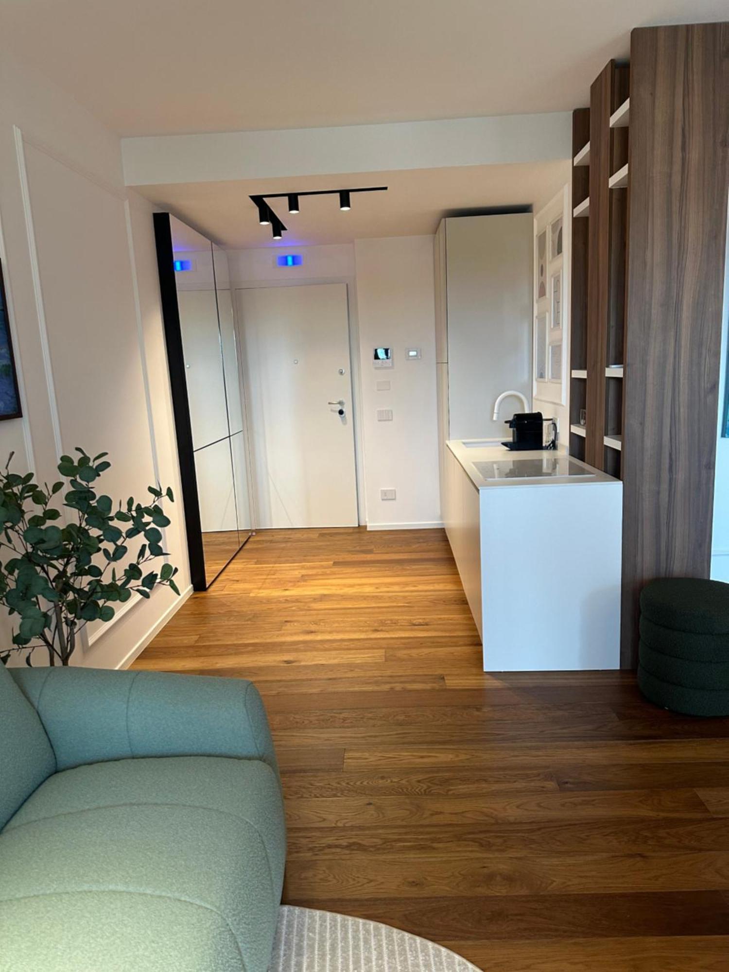 Azuma Luxury Home Бари Экстерьер фото